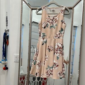 Agnes & Dora Floral Mini Dress - Cream and Green